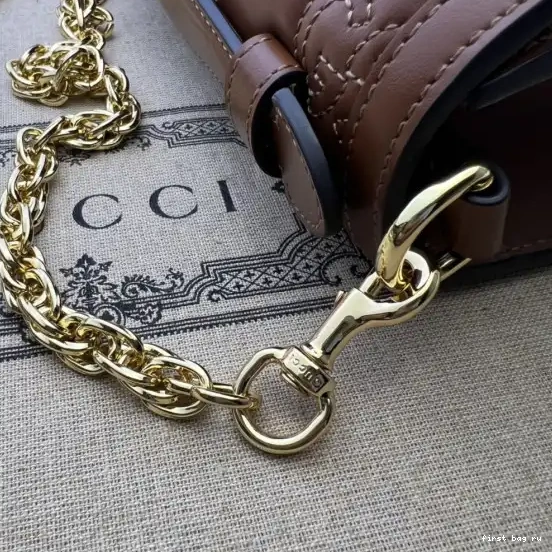 First bag ru GUCCI HANDLE BAG TOP SMALL GG MATELASSÉ 0625